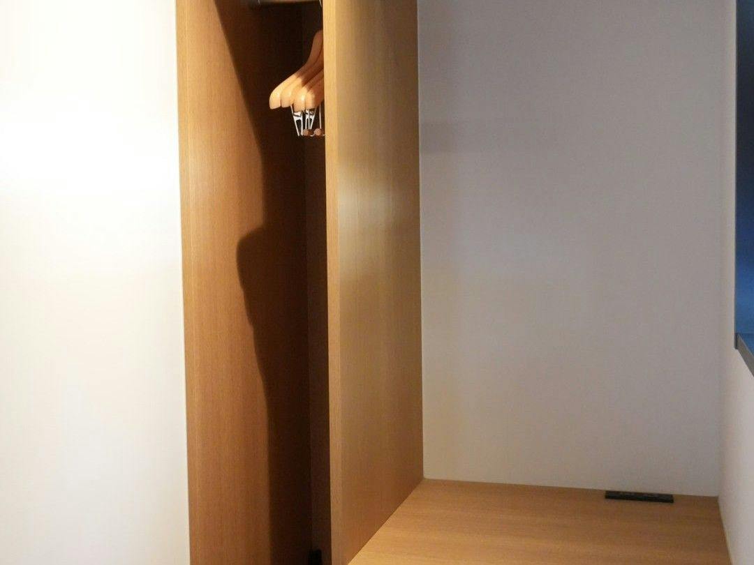 BIRD HOTEL
