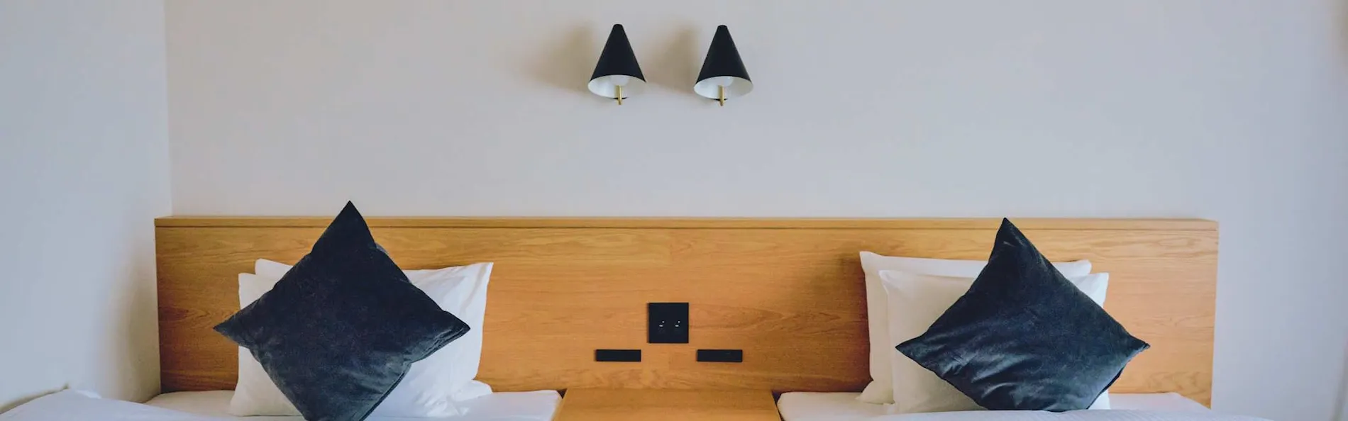 BIRD HOTEL