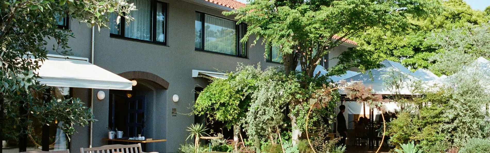 BIRD HOTEL