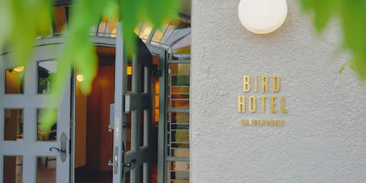 BIRD HOTEL