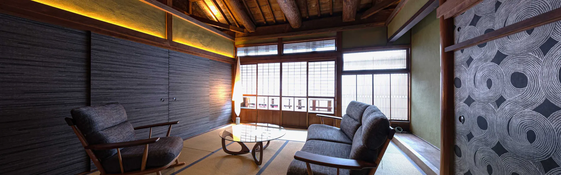 中尾甚六HOTEL