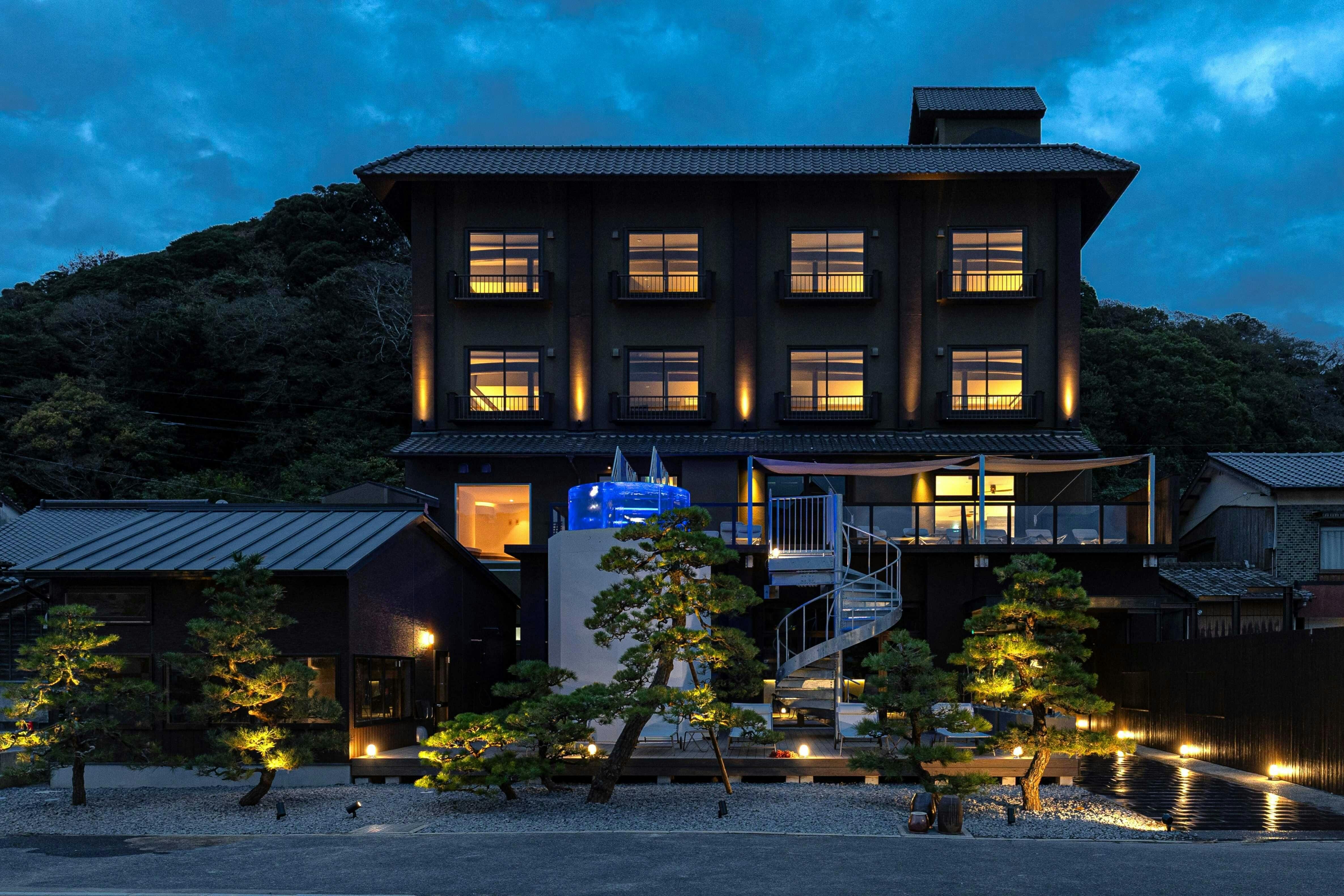 Nakao Jinroku Hotel