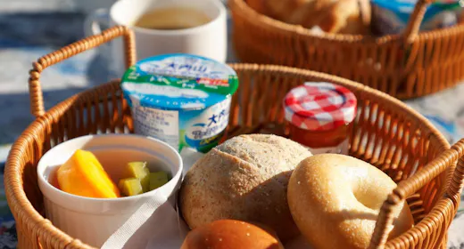【朝食付き】お気に入りの場所で朝食!海・テラス・お部屋食OKのコンチネンタルブレックファースト