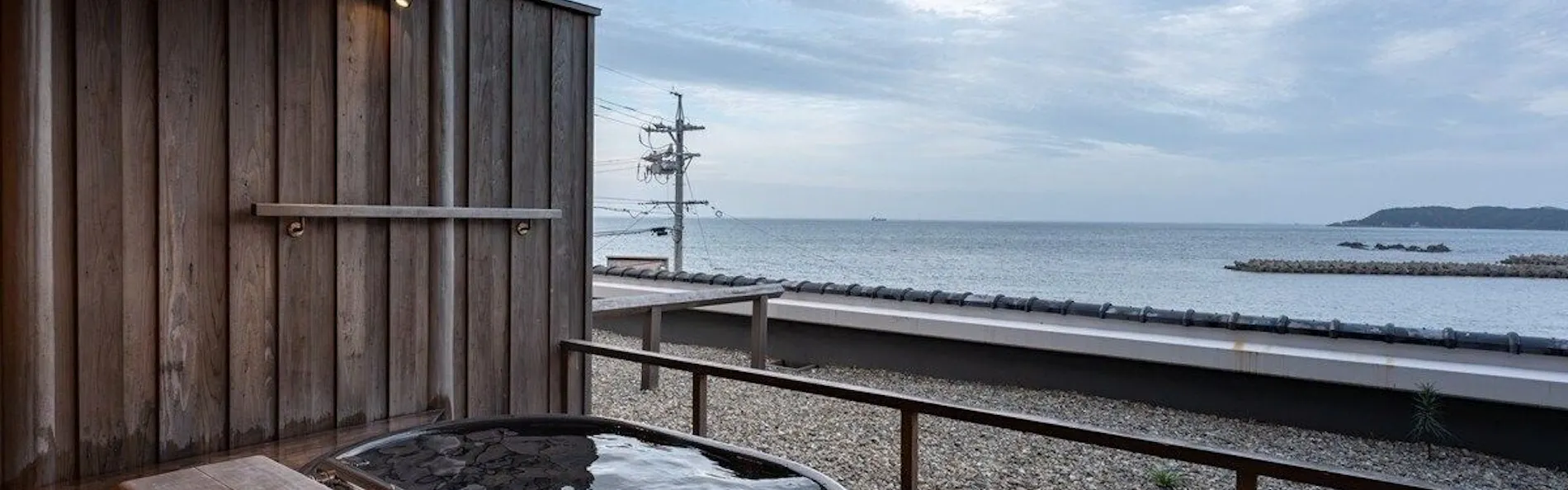 浜辺の宿 かめや