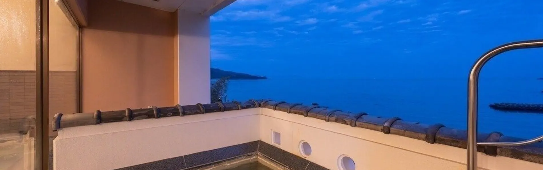浜辺の宿 かめや
