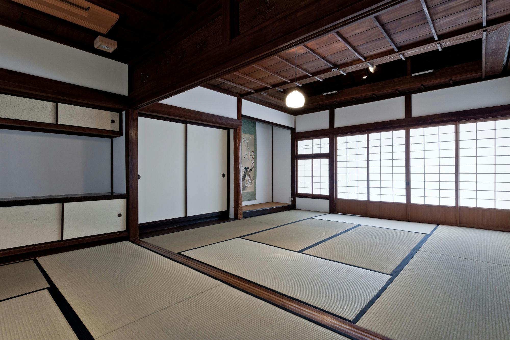 木屋旅館