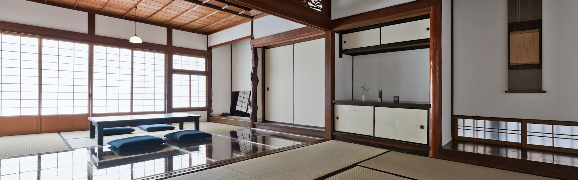木屋旅館