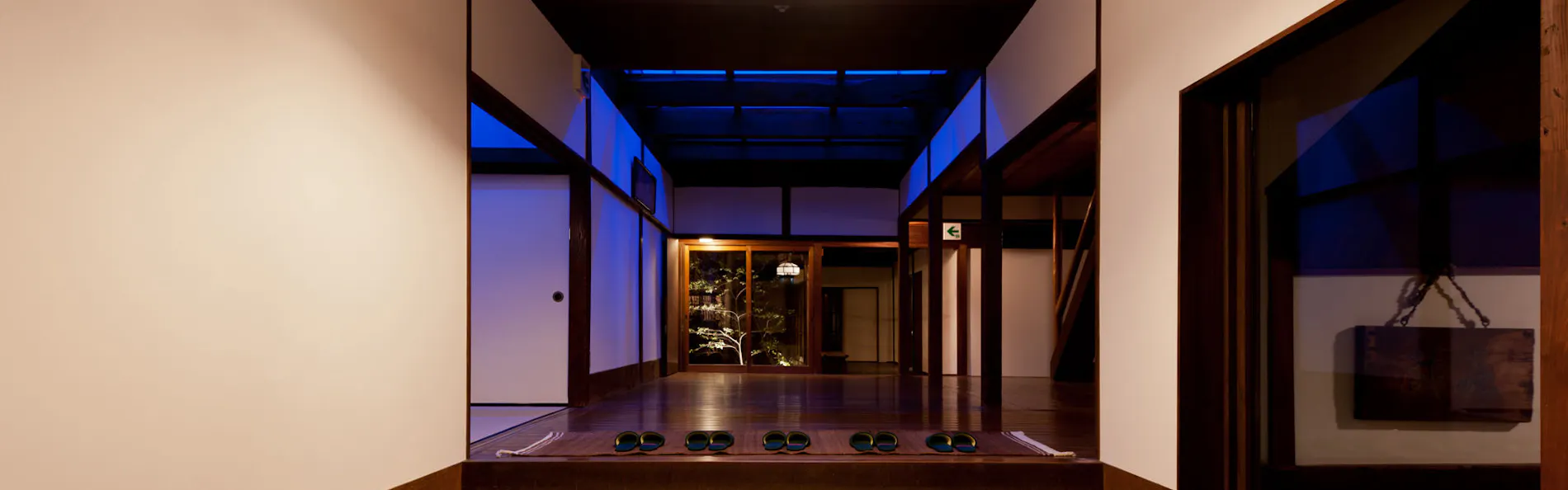 木屋旅館