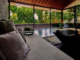 【沖縄県本部の貸し別荘・コテージ・ヴィラ・コンドミニアム】Birth THE suite