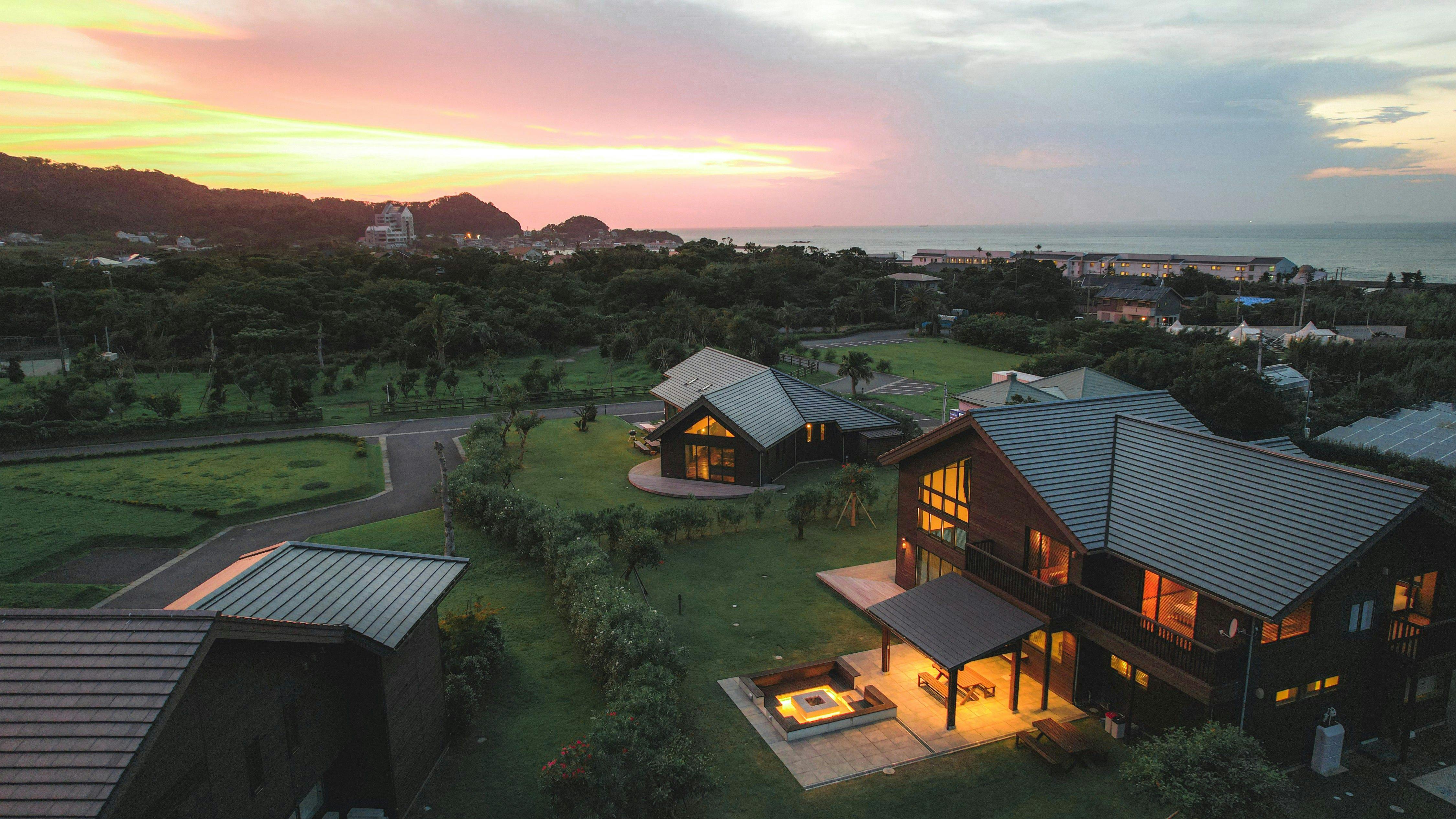 Cairns House by SANA