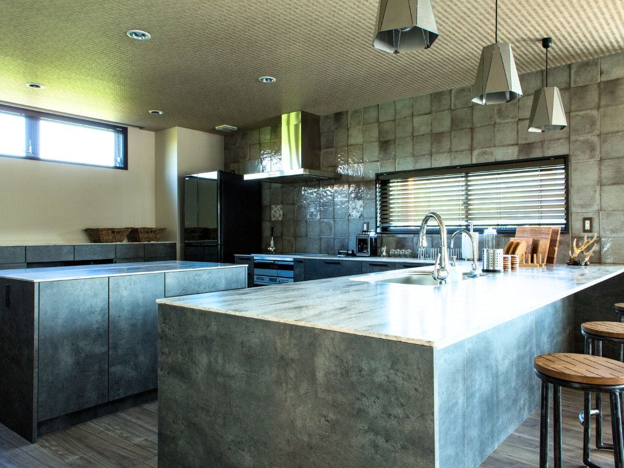 Cairns House by SANA