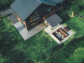 Cairns House by SANA