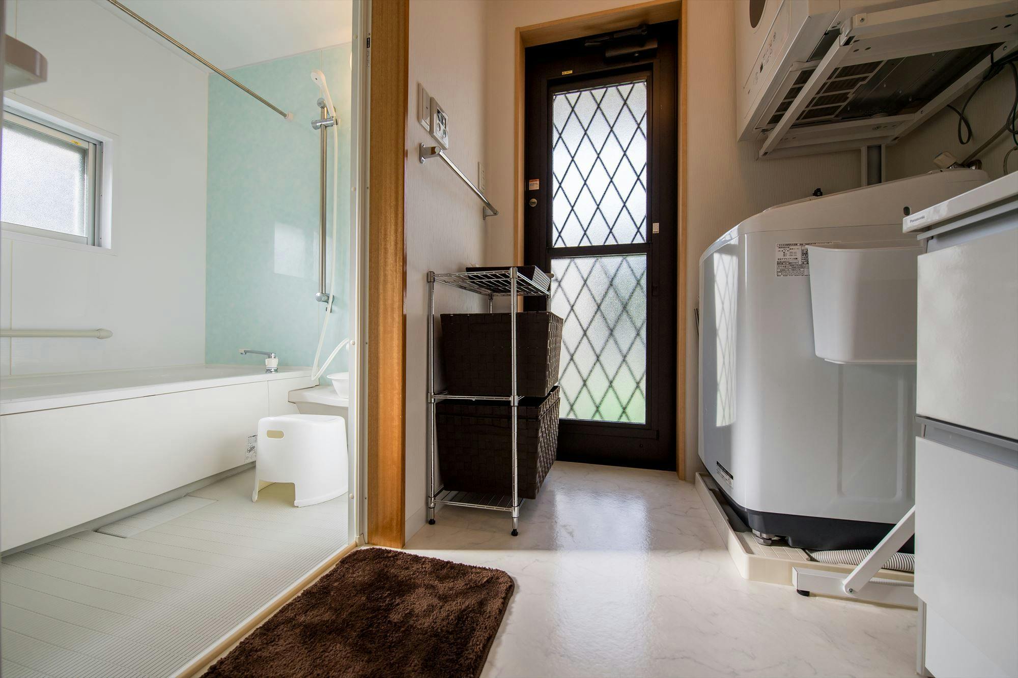 ［バスルーム／洗面室］