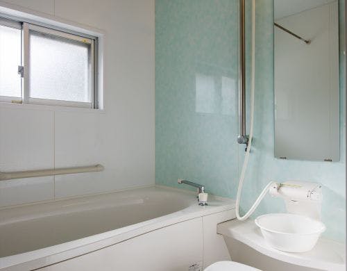 ［バスルーム］