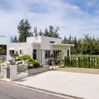 *駐車場・お庭完備のプライベートヴィラ