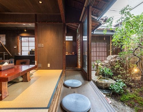 一階和室／庭