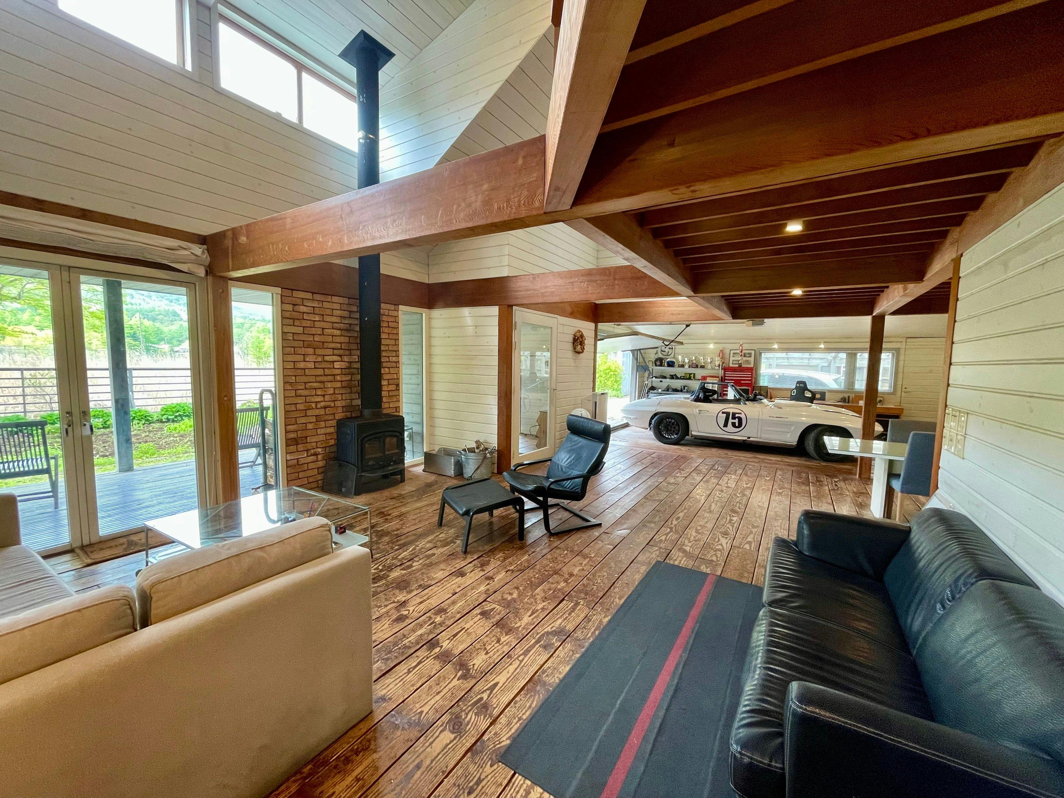 コテージCorvetteの1階スペース