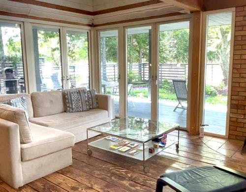 コテージCorvetteの1階リビング