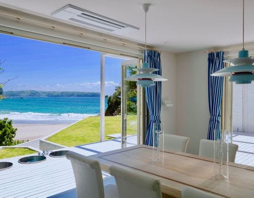 B棟　ダイニング　昼