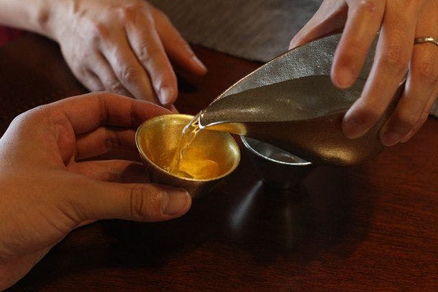 地酒をお楽しみください