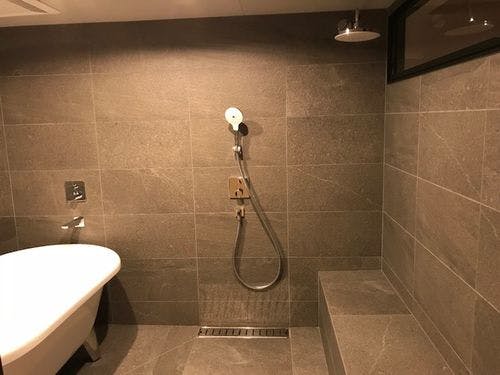 月の蔵バスルーム