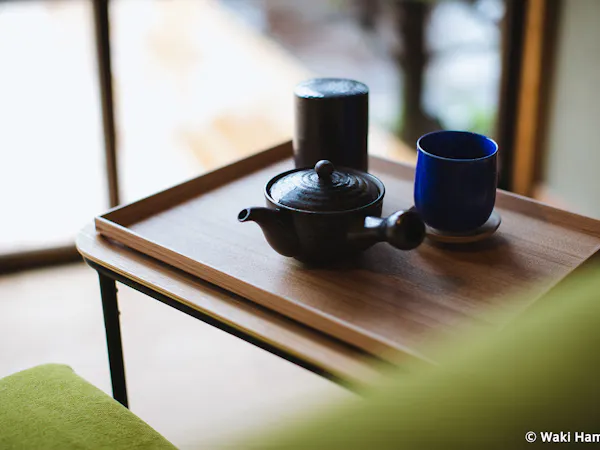 縁側で日本一のお茶を愉しむ