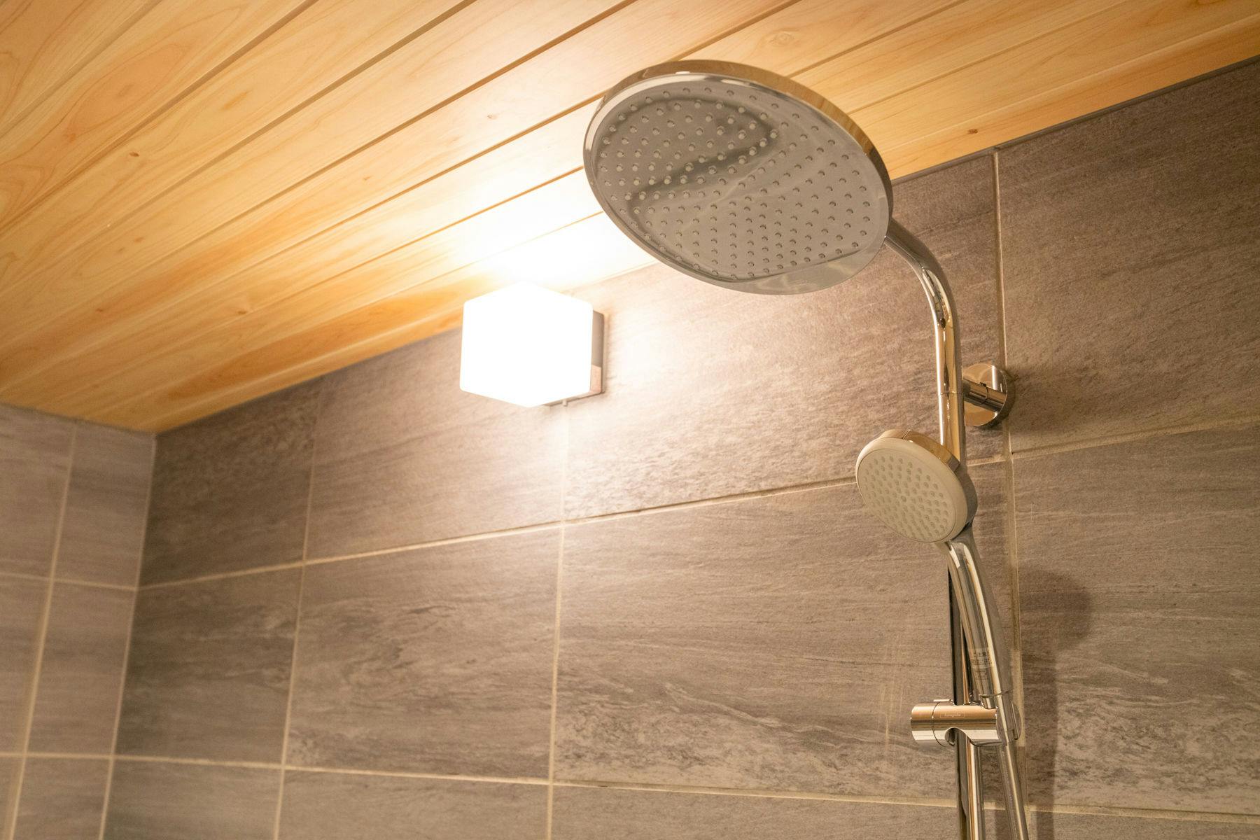 ผ่อนคลายและสดชื่นด้วยการอาบน้ำอย่างสบายใจ