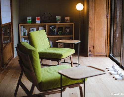 日本庭園を見ながらゆっくりできる縁側