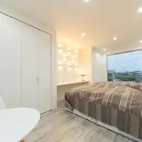 Kamar 3: 2 tempat tidur ganda, 1 set futon.