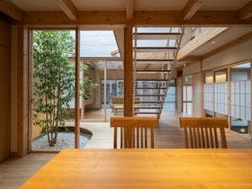 別邸樹下