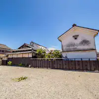 ที่พักบ้านโบราณตั้งอยู่ในหมู่บ้านที่ยังคงมีทัศนียภาพแบบดั้งเดิม