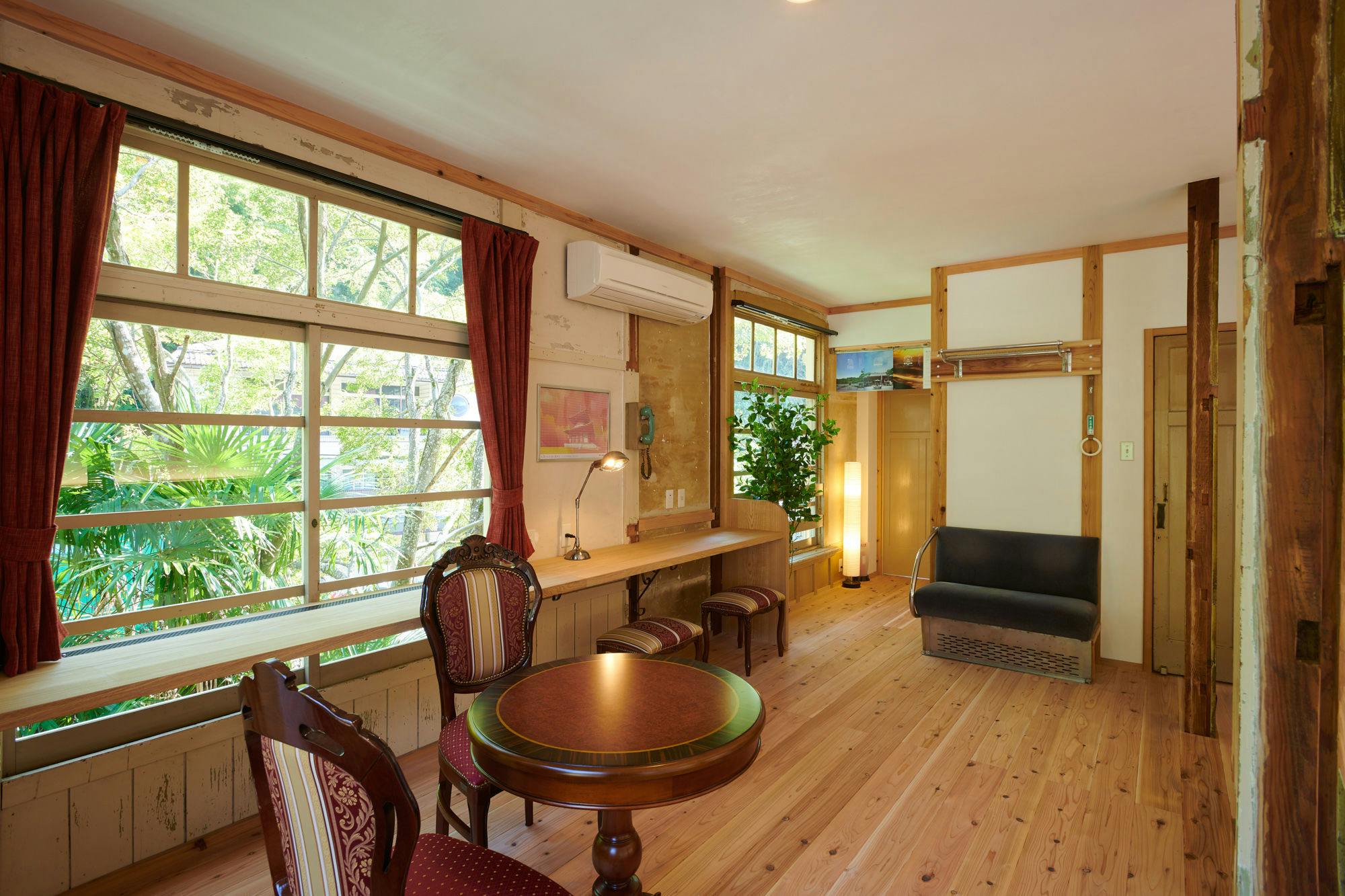The Railway Hotel  高野山 参詣鉄道　（旧）NIPPONIA HOTEL 高野山 参詣鉄道