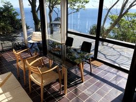【静岡県南伊豆の貸別荘・コテージ】Izu Cliff House 国立公園内の秘境にある絶景・モダニズム建築