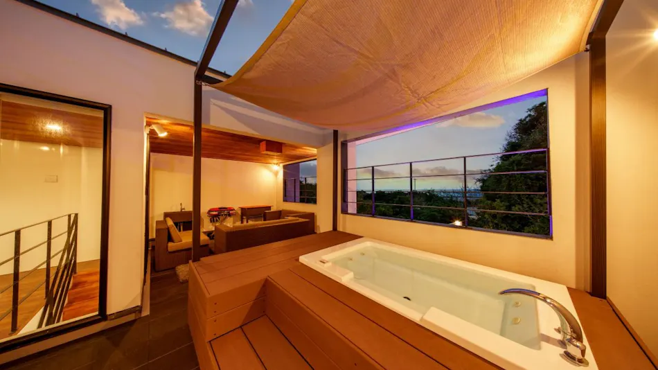 Crystal Villa Nanjo