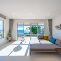 D棟 リビングルーム