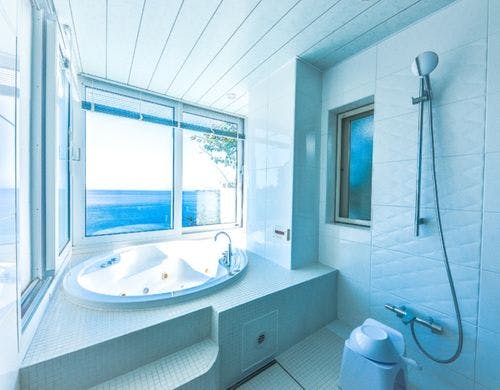 ジャグジーバスルーム