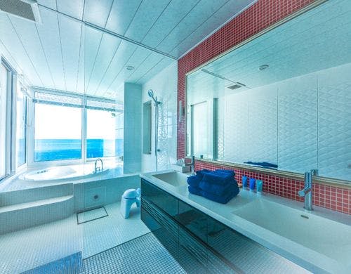 ジャグジーバスルーム