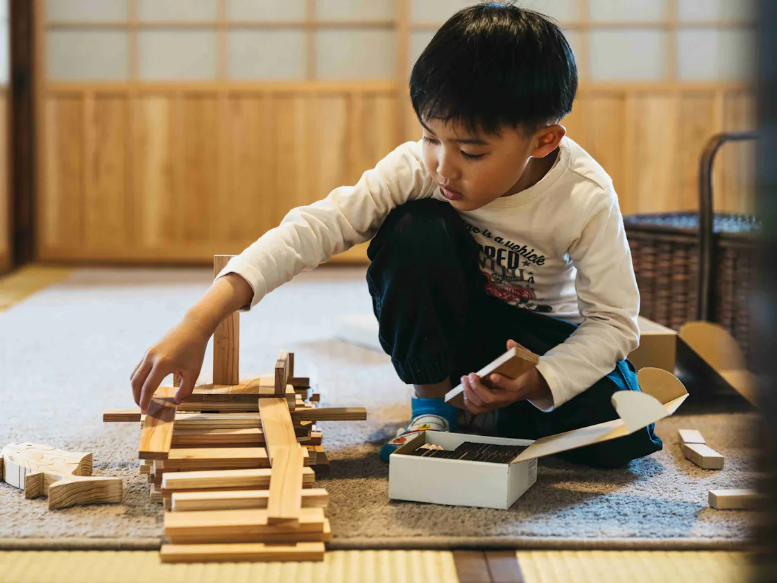 地元特産・飫肥杉を使った子供用おもちゃ