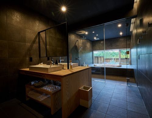 VILLA山と空（洗面所）