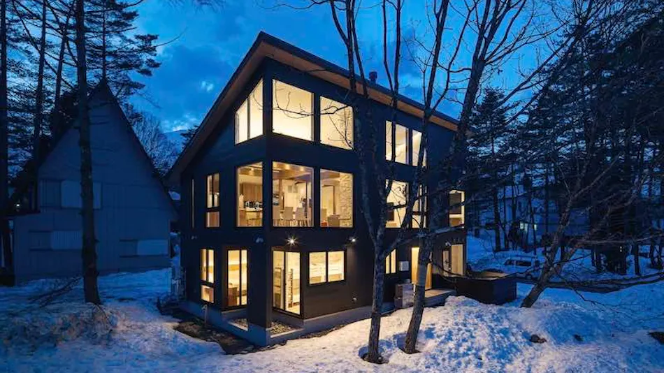 SILVER MAPLE CHALET