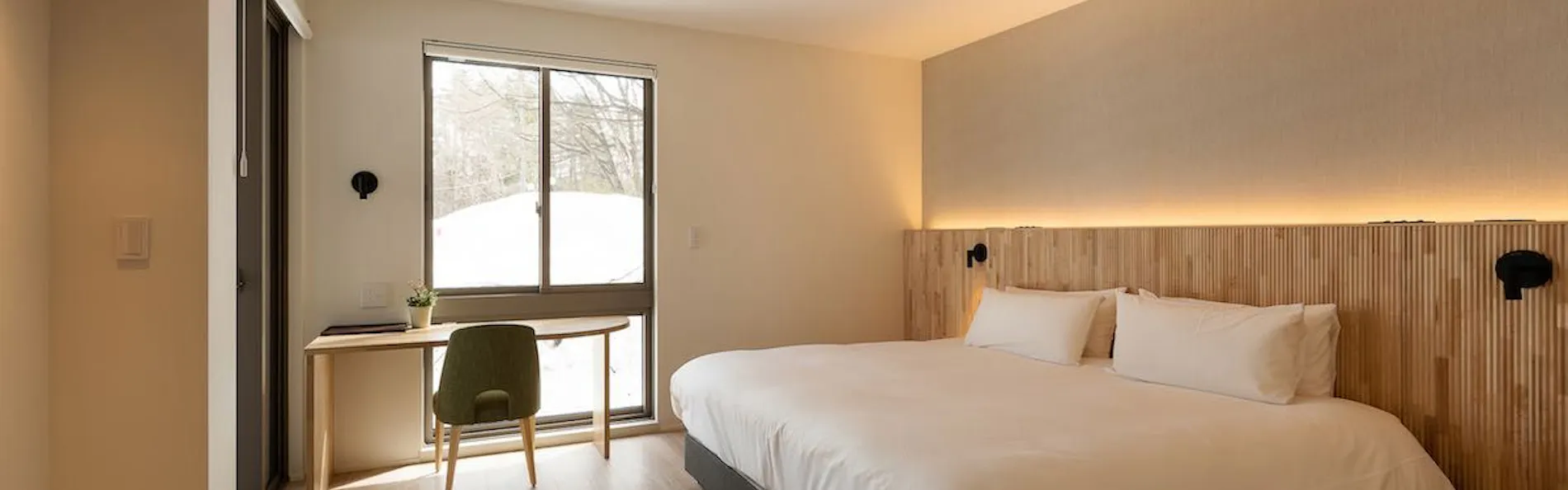 SILVER MAPLE CHALET