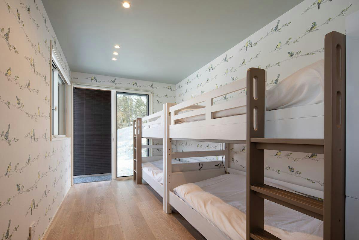 SILVER MAPLE CHALET