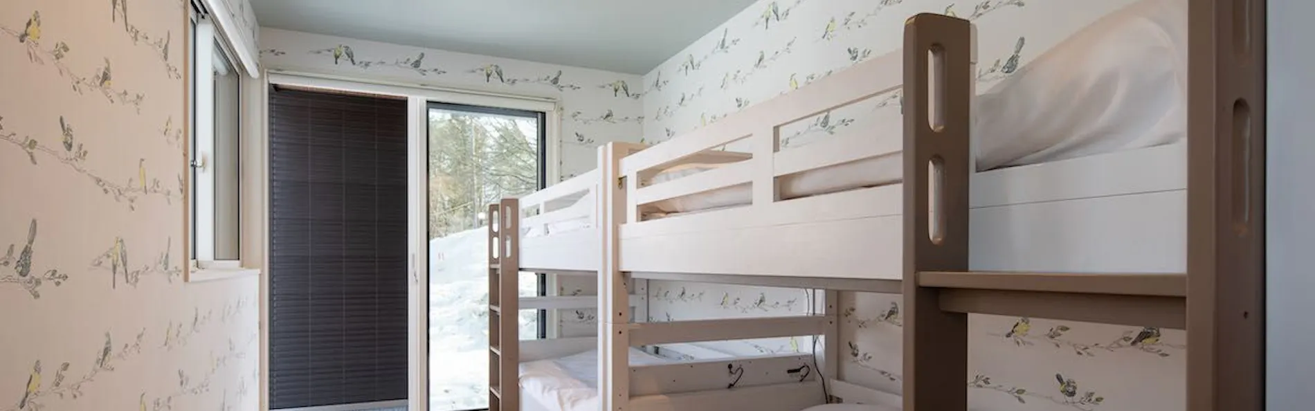 SILVER MAPLE CHALET