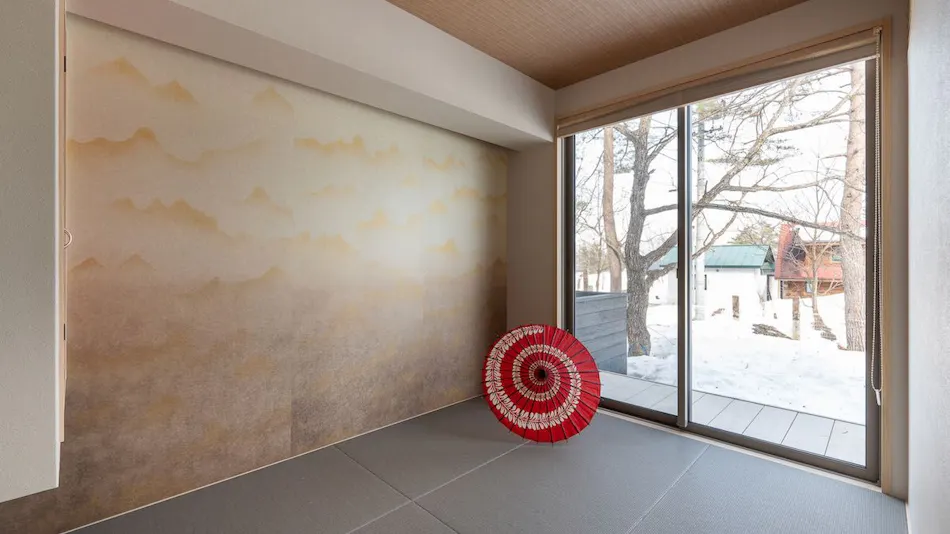 SILVER MAPLE CHALET