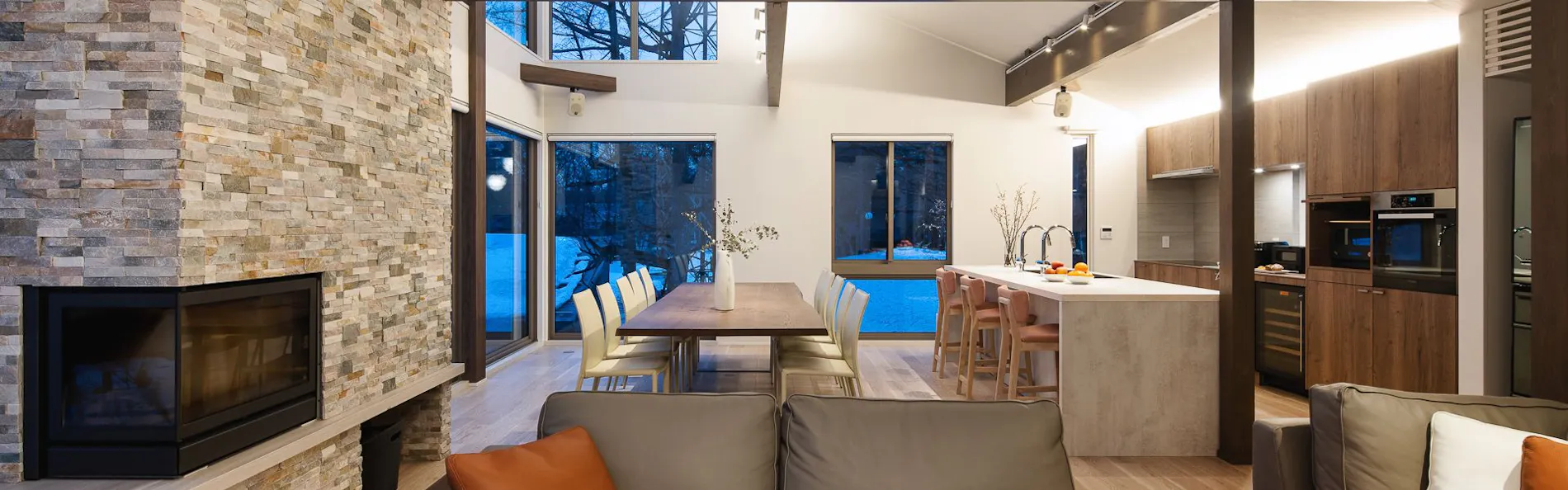 SILVER MAPLE CHALET