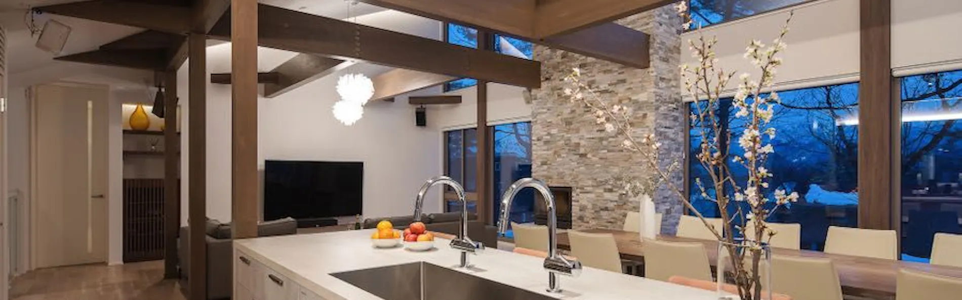 SILVER MAPLE CHALET
