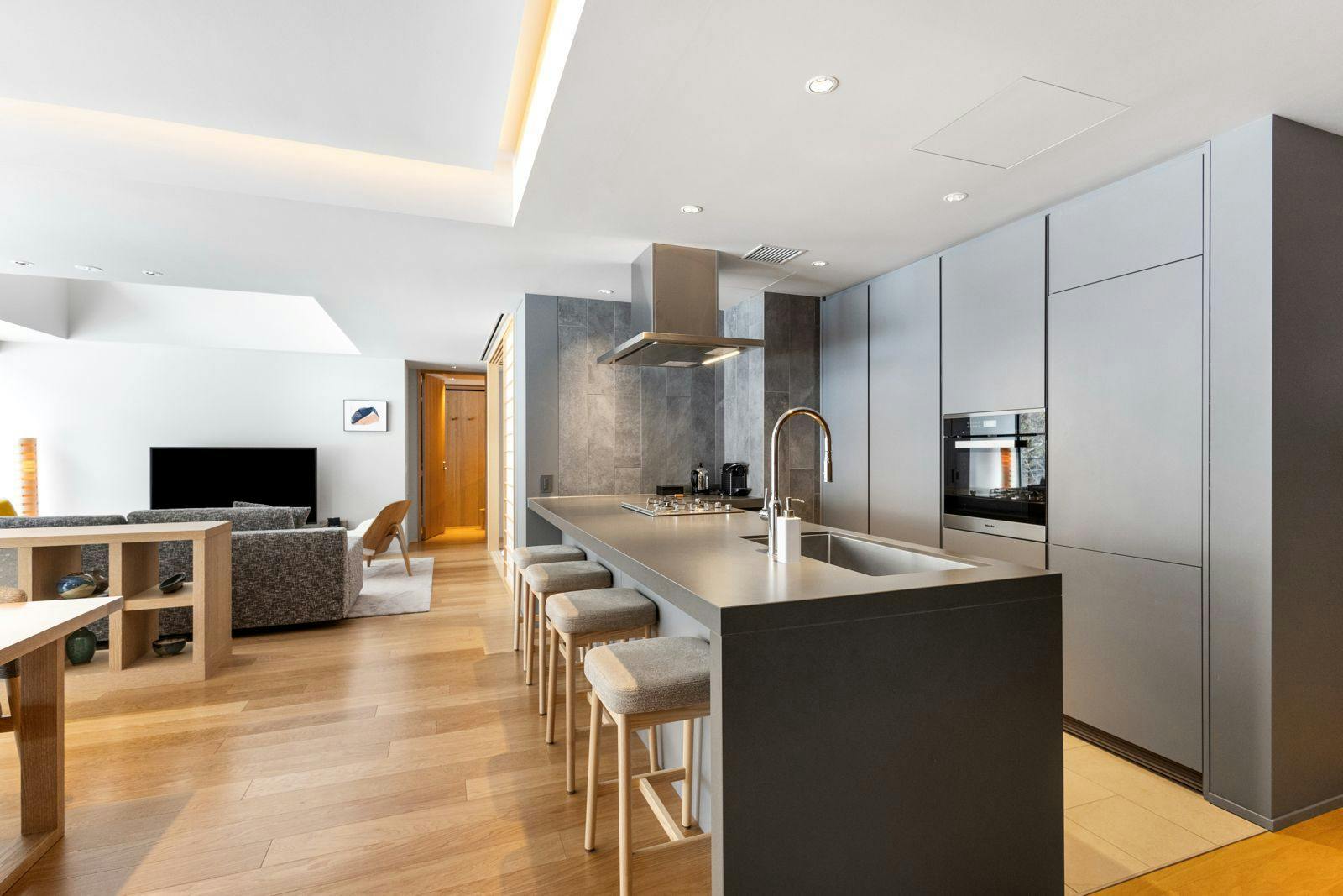 YAMAKEI Residences / 山渓レジデンス