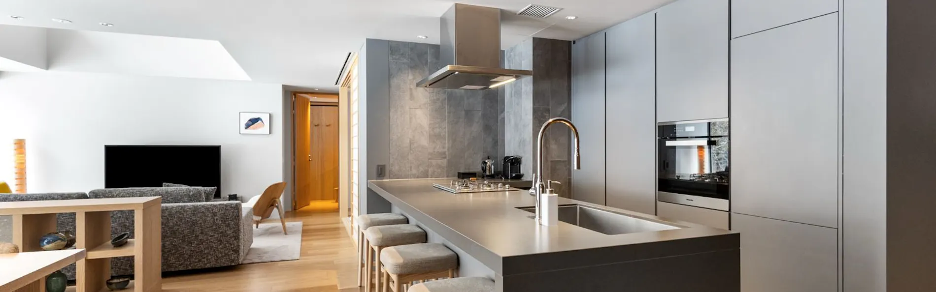YAMAKEI Residences / 山渓レジデンス