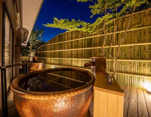 露天風呂（夜）