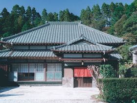 古民家宿るうふ 波之家